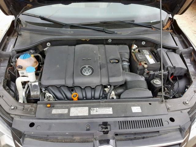 VOLKSWAGEN PASSAT SE 2013