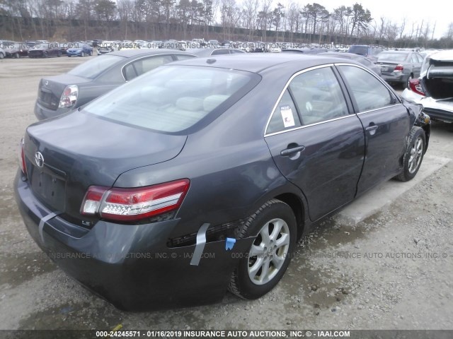TOYOTA CAMRY LE 2011
