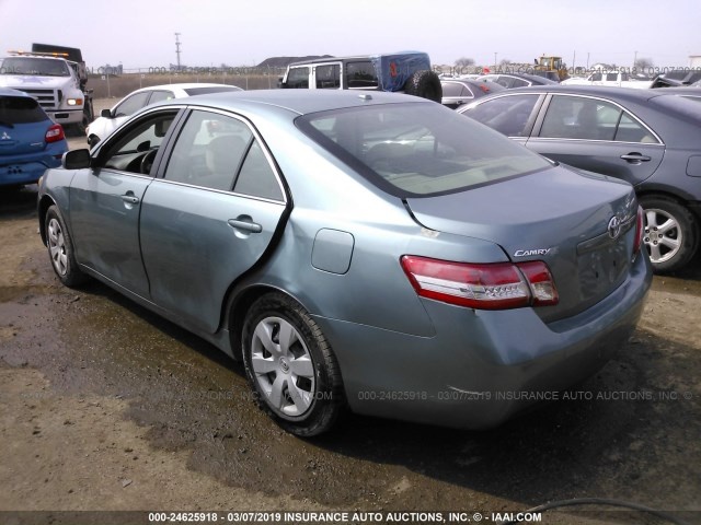 TOYOTA CAMRY LE 2011