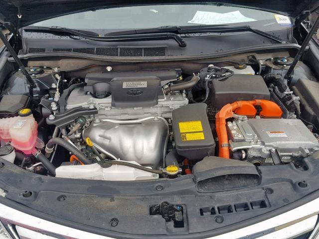 TOYOTA CAMRY XLE HYBRID 2012