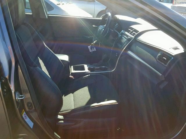 TOYOTA CAMRY SE 2017