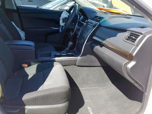 TOYOTA CAMRY LE 2015