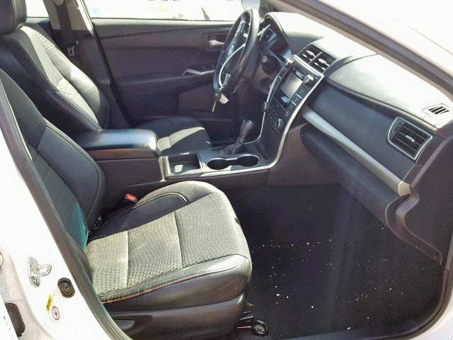 TOYOTA CAMRY SE 2015