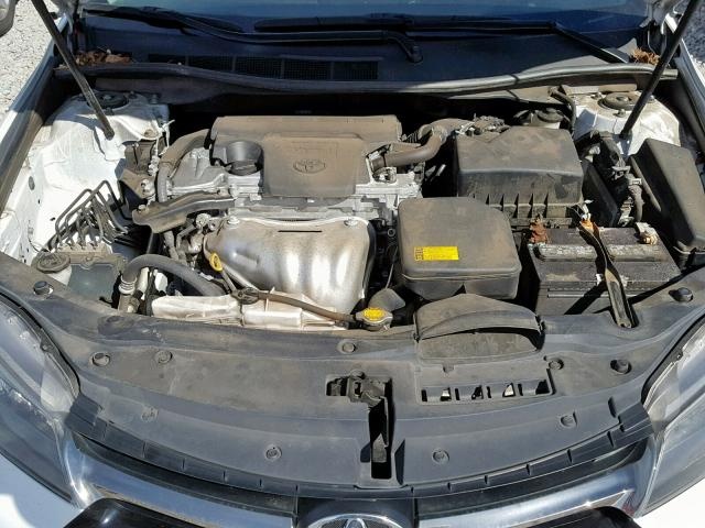 TOYOTA CAMRY SE 2015