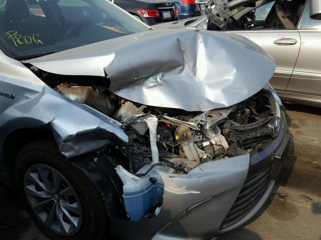 TOYOTA CAMRY LE HYBRID 2015