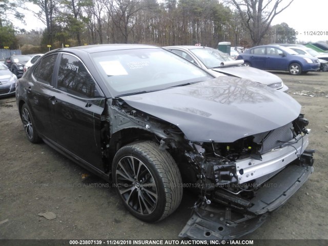 TOYOTA CAMRY SE 2018