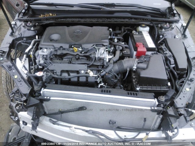 TOYOTA CAMRY SE 2018