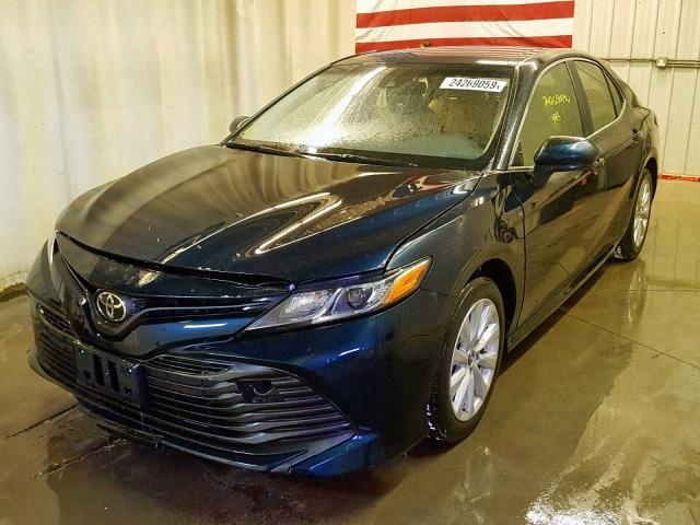 TOYOTA CAMRY LE 2018