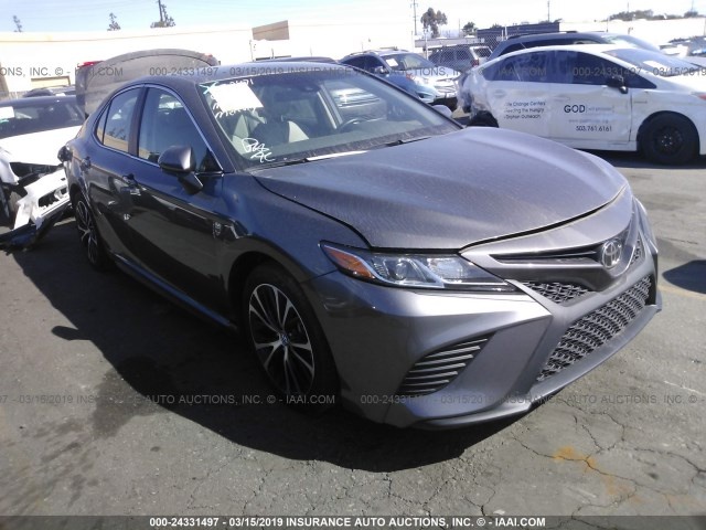 TOYOTA CAMRY SE 2018