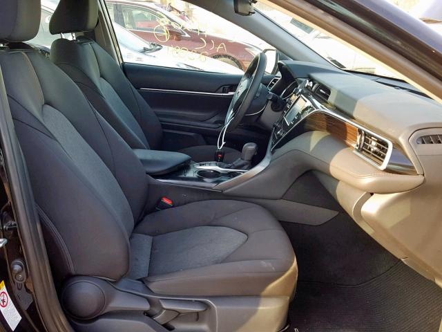 TOYOTA CAMRY LE HYBRID 2018