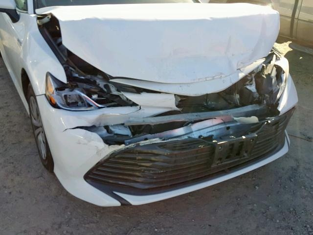 TOYOTA CAMRY LE HYBRID 2018