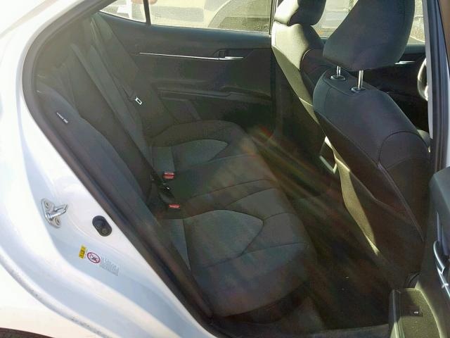 TOYOTA CAMRY LE HYBRID 2018