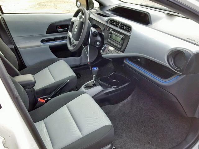 TOYOTA PRIUS C 2012