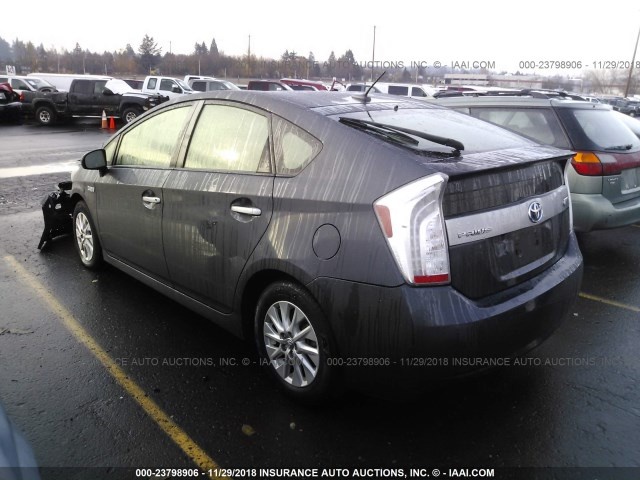 TOYOTA PRIUS PLUG-IN 2013