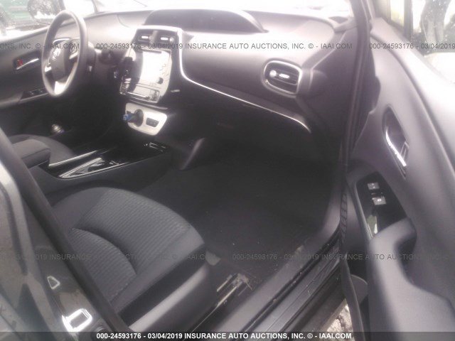 TOYOTA PRIUS PRIME 2017