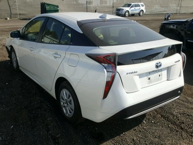 TOYOTA PRIUS 2017