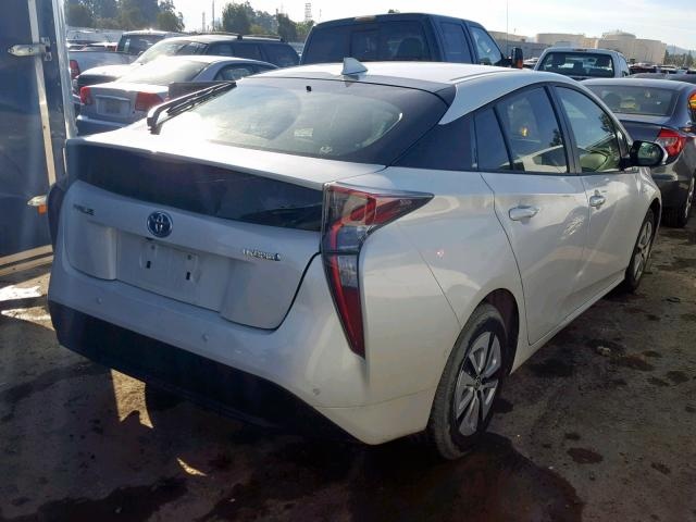 TOYOTA PRIUS 2018