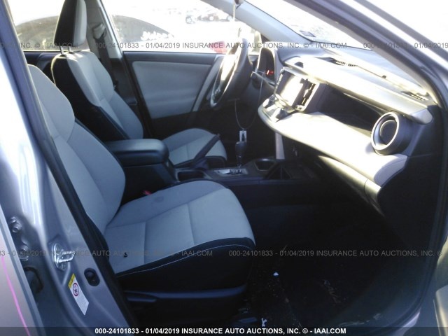 TOYOTA RAV 4 XLE 2016