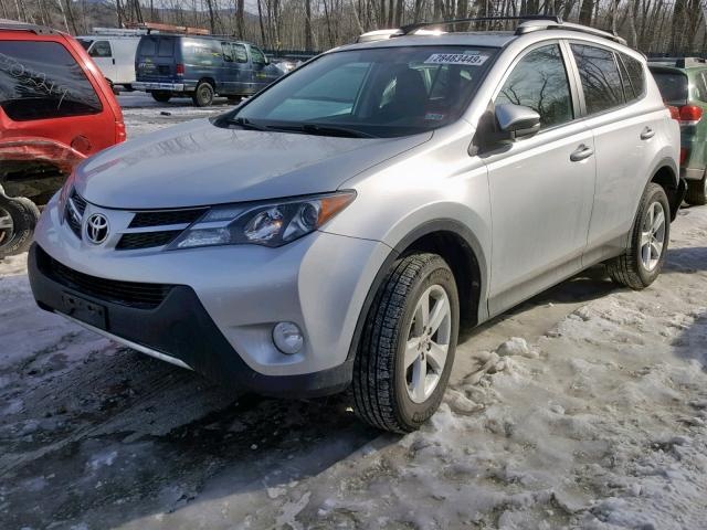 TOYOTA RAV 4 XLE 2013