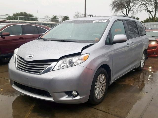 TOYOTA SIENNA XLE 2014