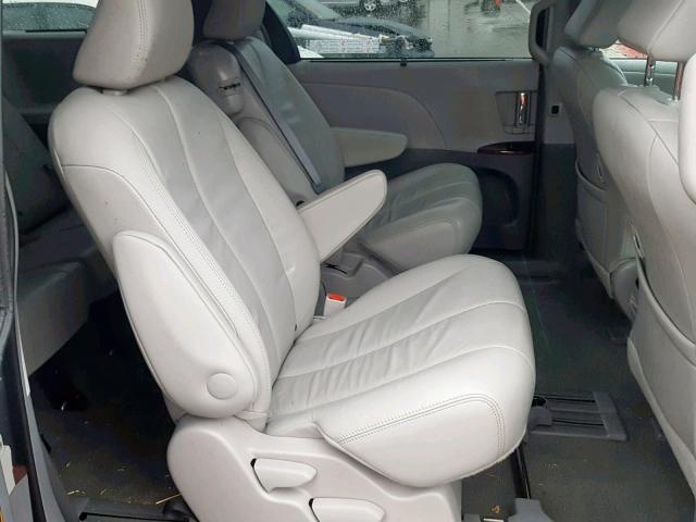 TOYOTA SIENNA XLE 2014