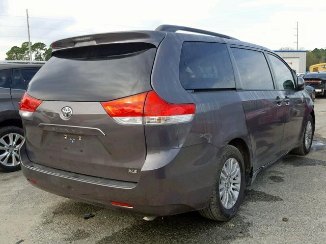 TOYOTA SIENNA XLE 2013