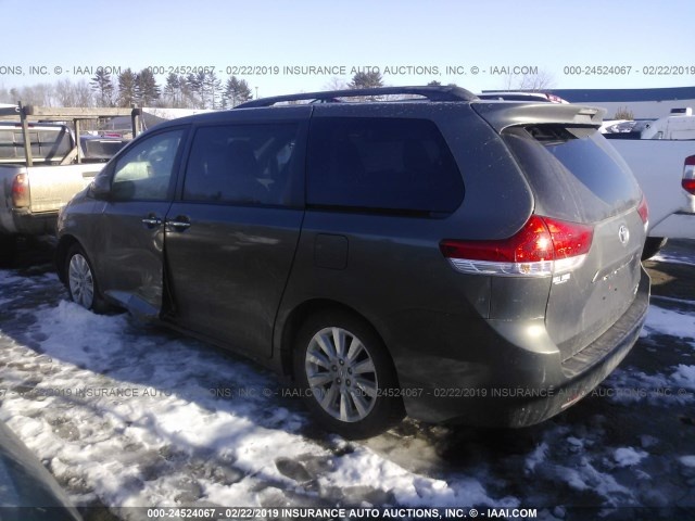 TOYOTA SIENNA XLE 2014