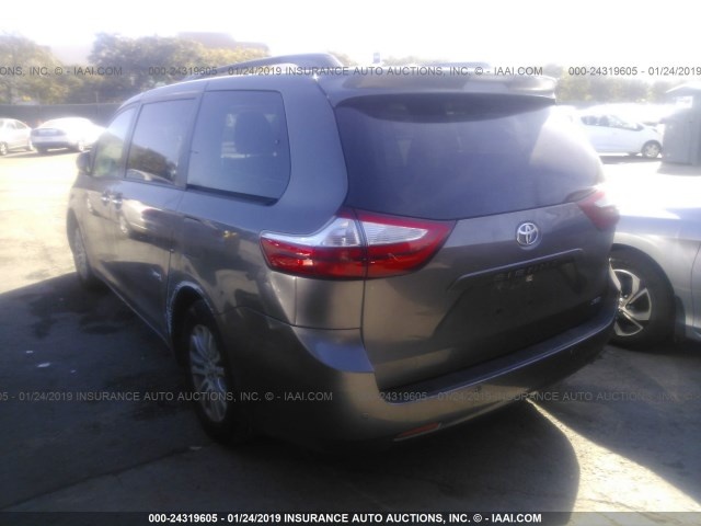 TOYOTA SIENNA XLE 2015