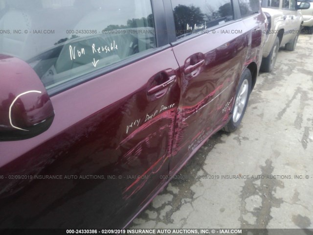 TOYOTA SIENNA LE 2015