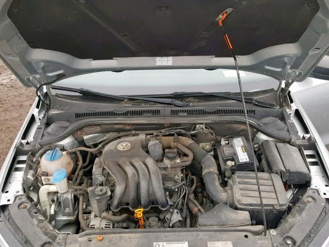 VOLKSWAGEN JETTA BASE 2012