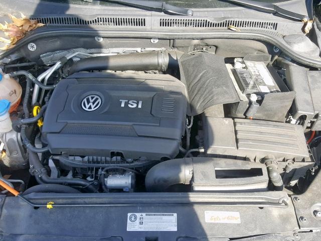 VOLKSWAGEN JETTA SE 2014