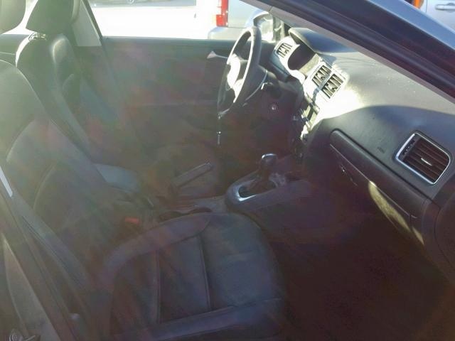 VOLKSWAGEN JETTA SE 2014