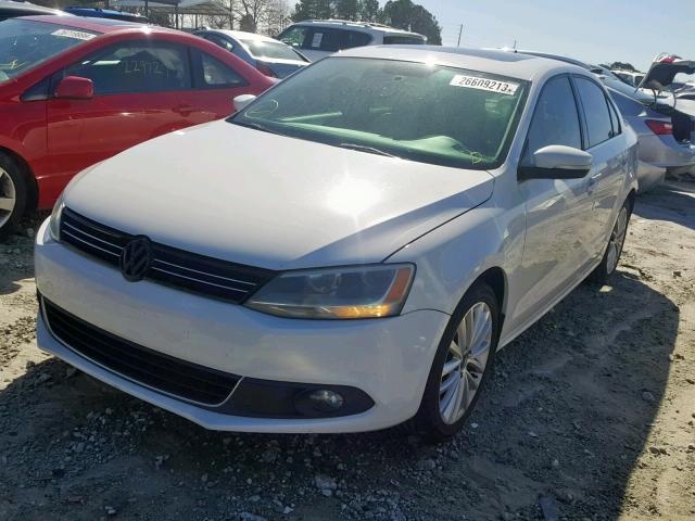 VOLKSWAGEN JETTA SEL 2011