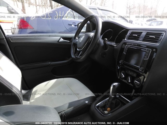 VOLKSWAGEN JETTA SPORT 2016