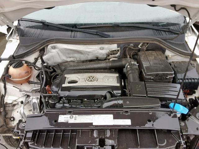 VOLKSWAGEN TIGUAN S 2012