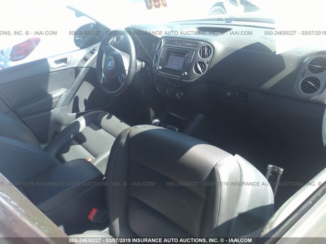 VOLKSWAGEN TIGUAN S 2016