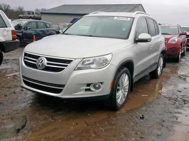 VOLKSWAGEN TIGUAN SE 2010