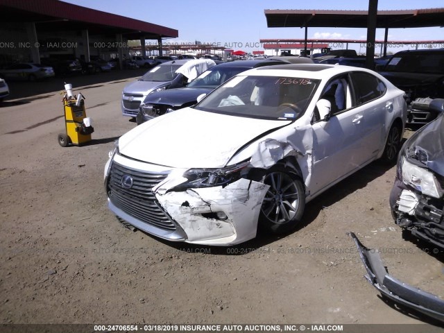 LEXUS ES 300H 2016