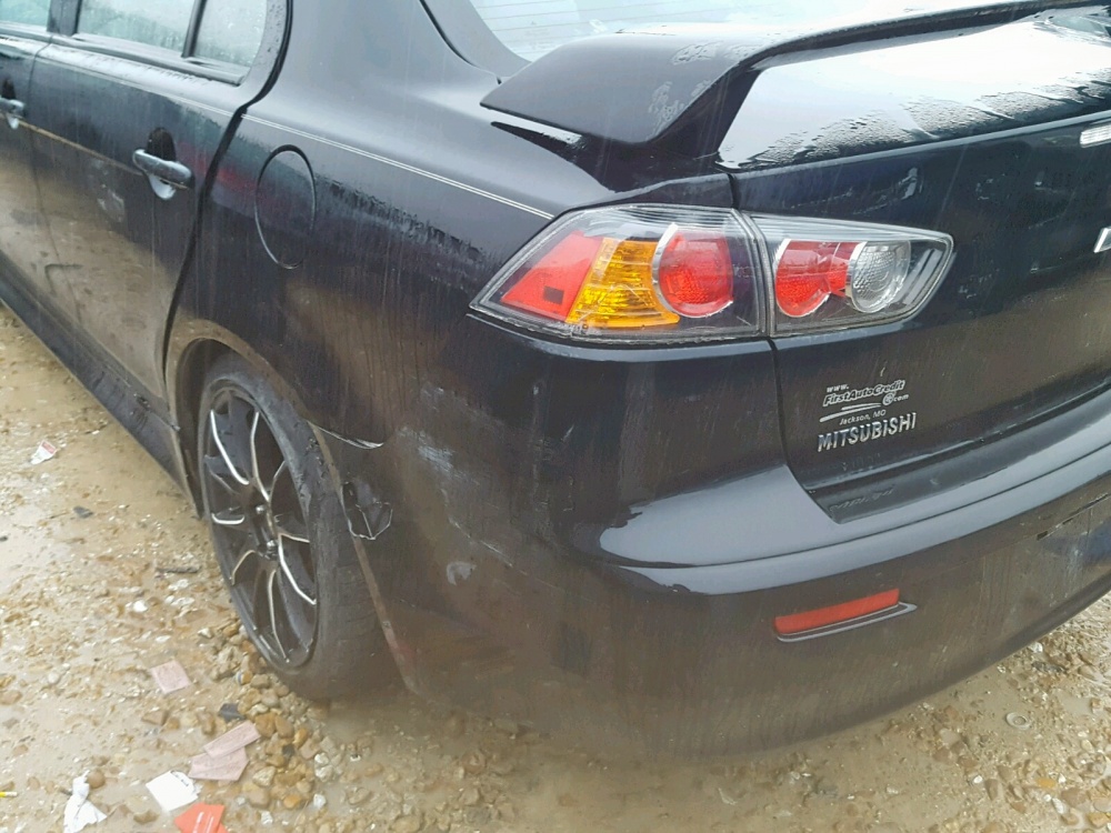 MITSUBISHI LANCER 2011