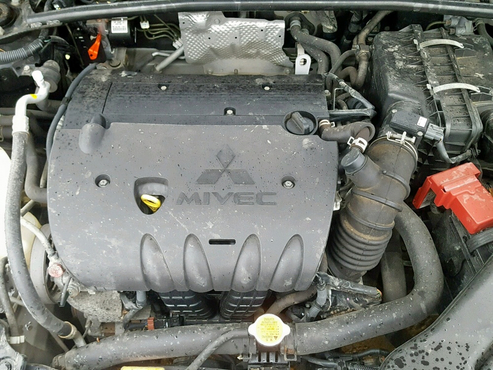 MITSUBISHI LANCER 2011