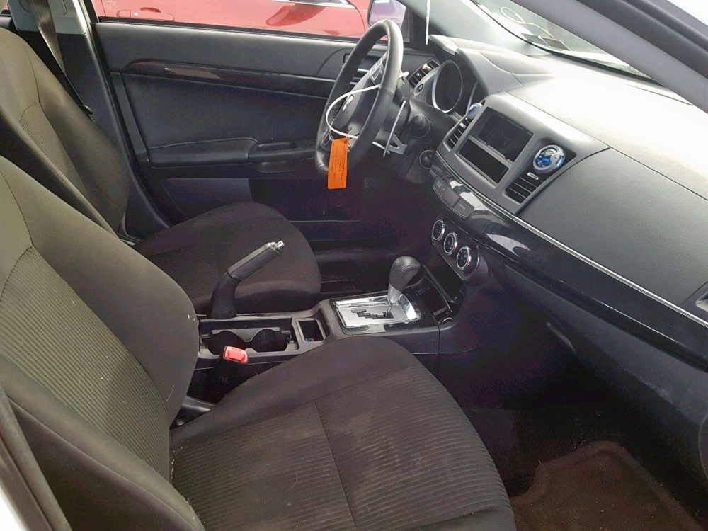 MITSUBISHI LANCER GT 2013