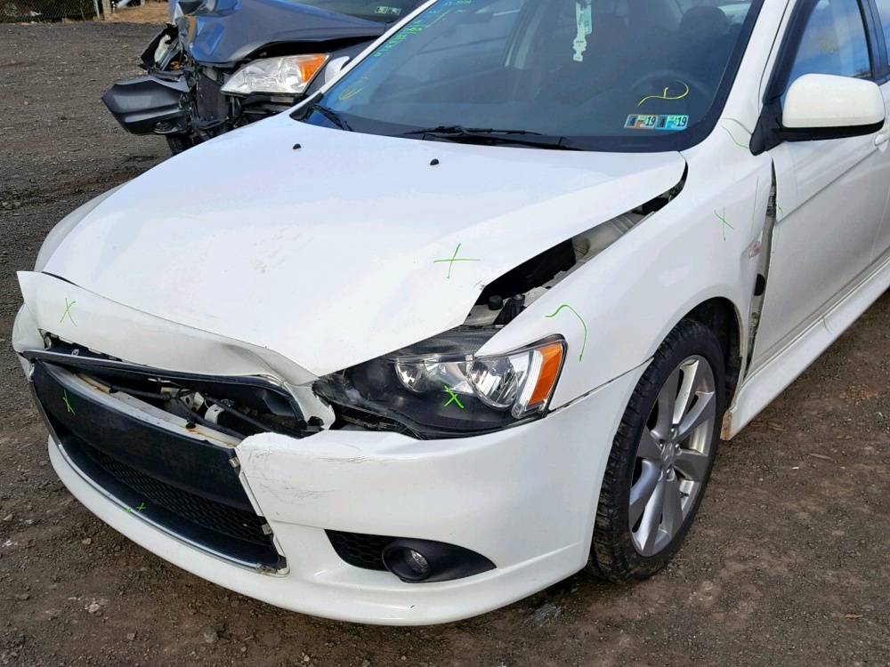 MITSUBISHI LANCER GT 2013