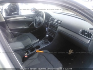 VOLKSWAGEN PASSAT S 2013