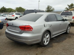 VOLKSWAGEN PASSAT SEL 2013
