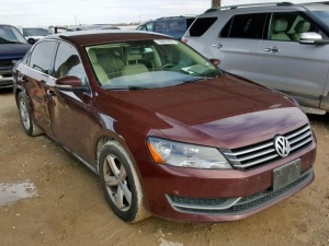 VOLKSWAGEN PASSAT SE 2014