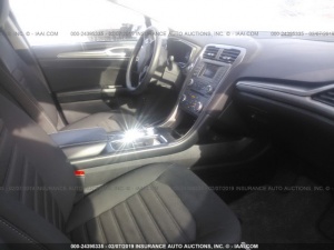 FORD FUSION SE 2018