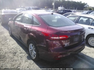 FORD FOCUS SE 2015