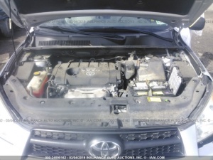 TOYOTA RAV 4 2010