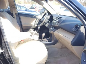TOYOTA RAV 4 2011