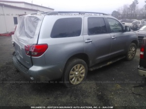 TOYOTA SEQUOIA 2012